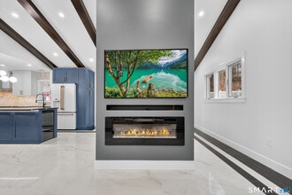 Building Photo - 6 Brighton St