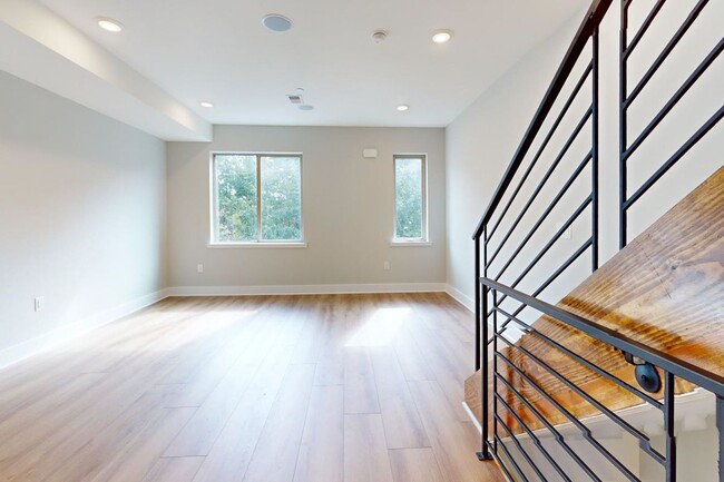 Foto del edificio - 2640 N Jessup St