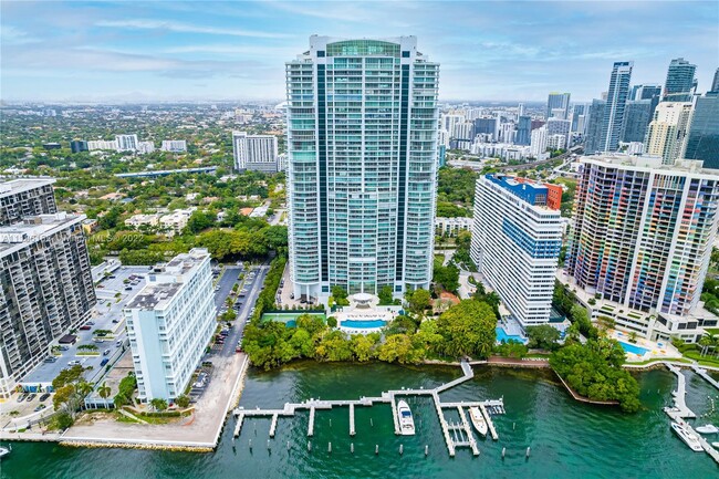 Foto del edificio - 1643 Brickell Ave