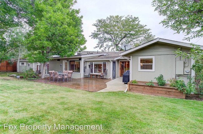 Building Photo - 2530 Yarrow Ct
