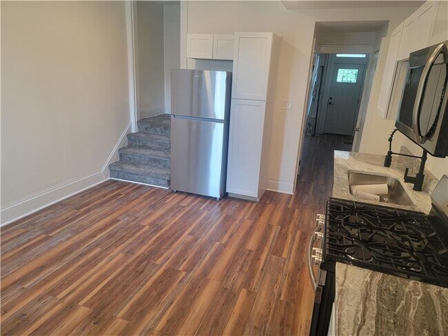 Building Photo - 1038 S Ohio Ave