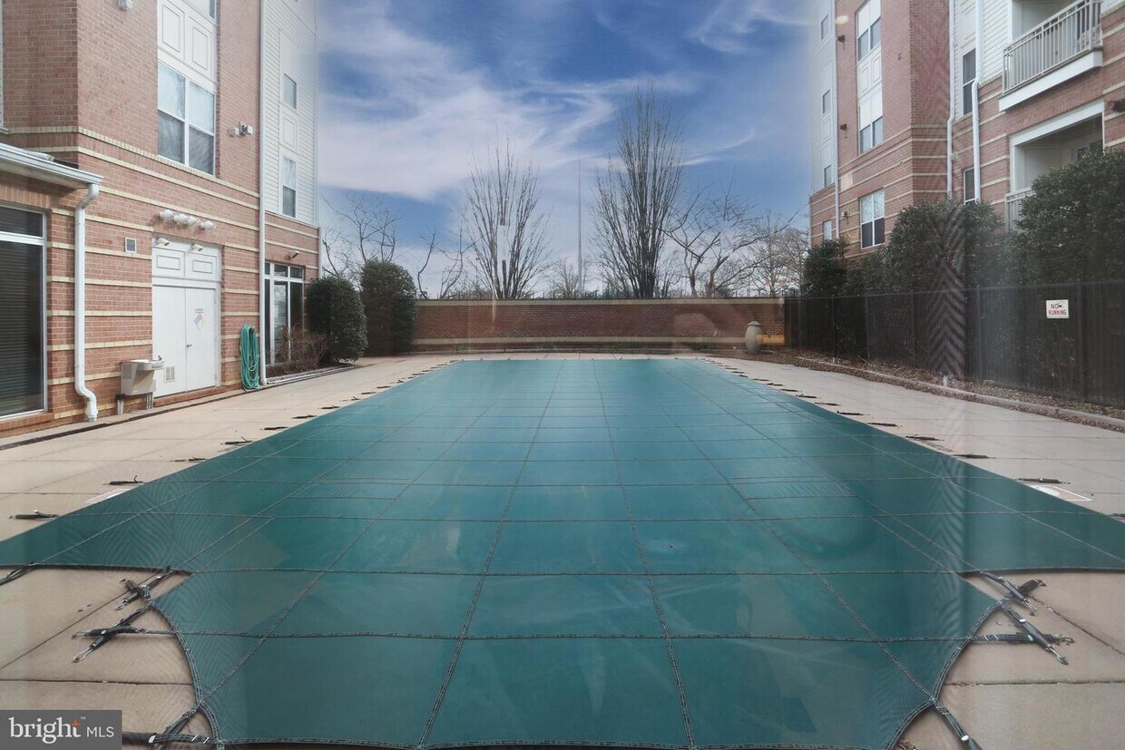 2791 Centerboro Dr Unit 389, Vienna, VA 22181 Room for Rent in Vienna, VA