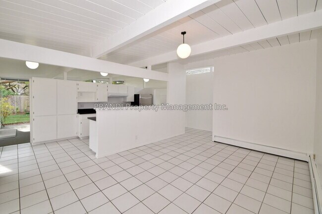 Building Photo - "Charming 4-Bedroom Oasis in San Rafael – ...