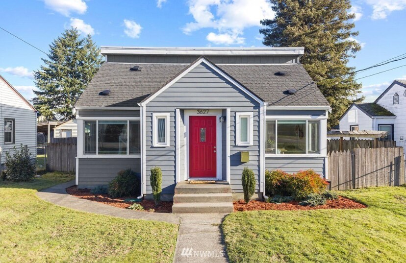 Foto principal - 3627 S Alaska St