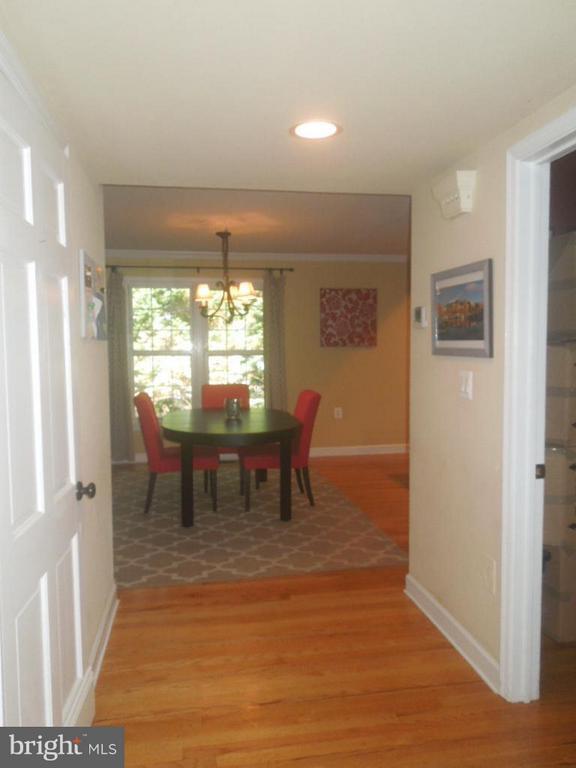 Building Photo - 1742 Dryden Way