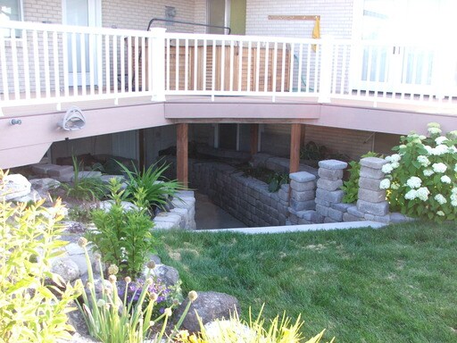 Building Photo - 100 S Millhollow Rd