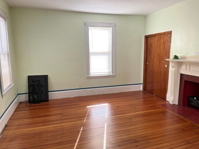 Foto del edificio - 34 Dracut St