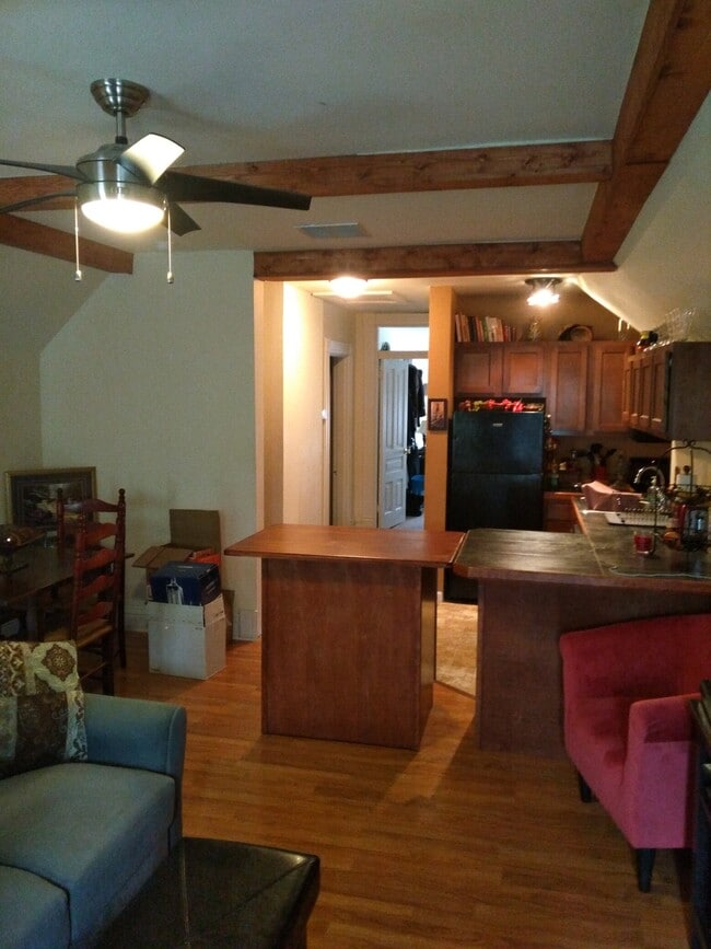 Building Photo - 5518 Stanton Ave