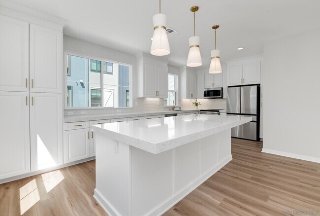 Foto del edificio - 2540 Chamomile Ln