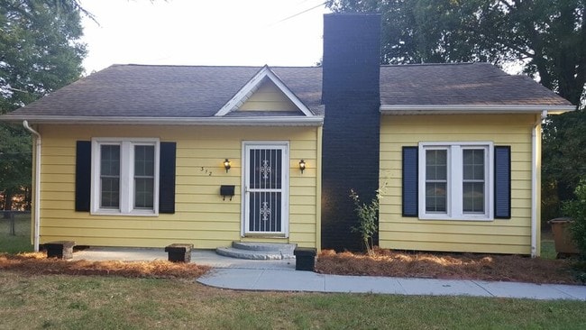 Building Photo - 312 Grice St