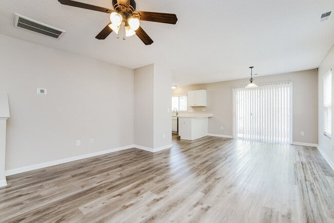 Foto del edificio - 8170 Cohosh Ct