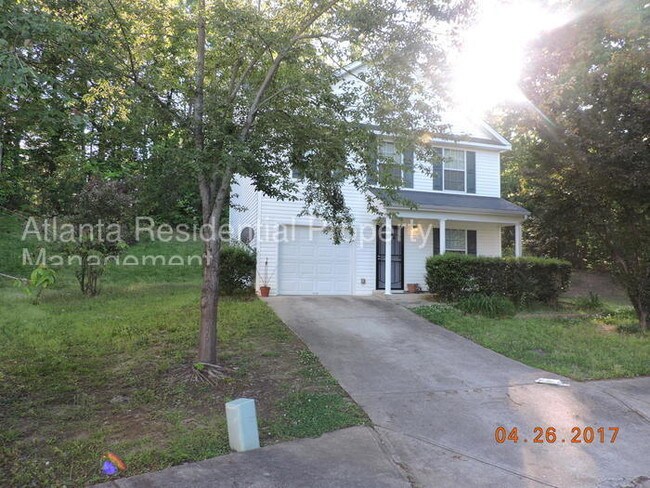 Building Photo - Cute and Quaint