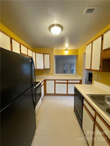 Foto del edificio - 6716 Bevington Ridge Rd