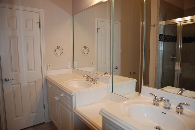 Foto del edificio - 2918 Ranch Road 620 N