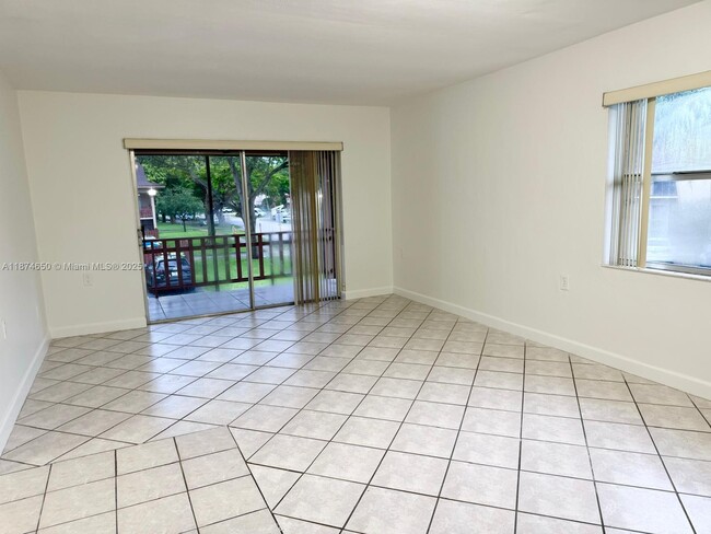Building Photo - 11205 SW 88th St