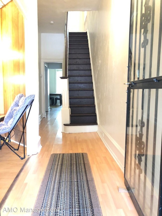 Foto del edificio - 6 br, 2 bath Apartment - 332 Ophelia Street