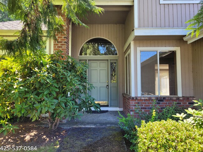 Foto del edificio - 16999 NE 37th Pl