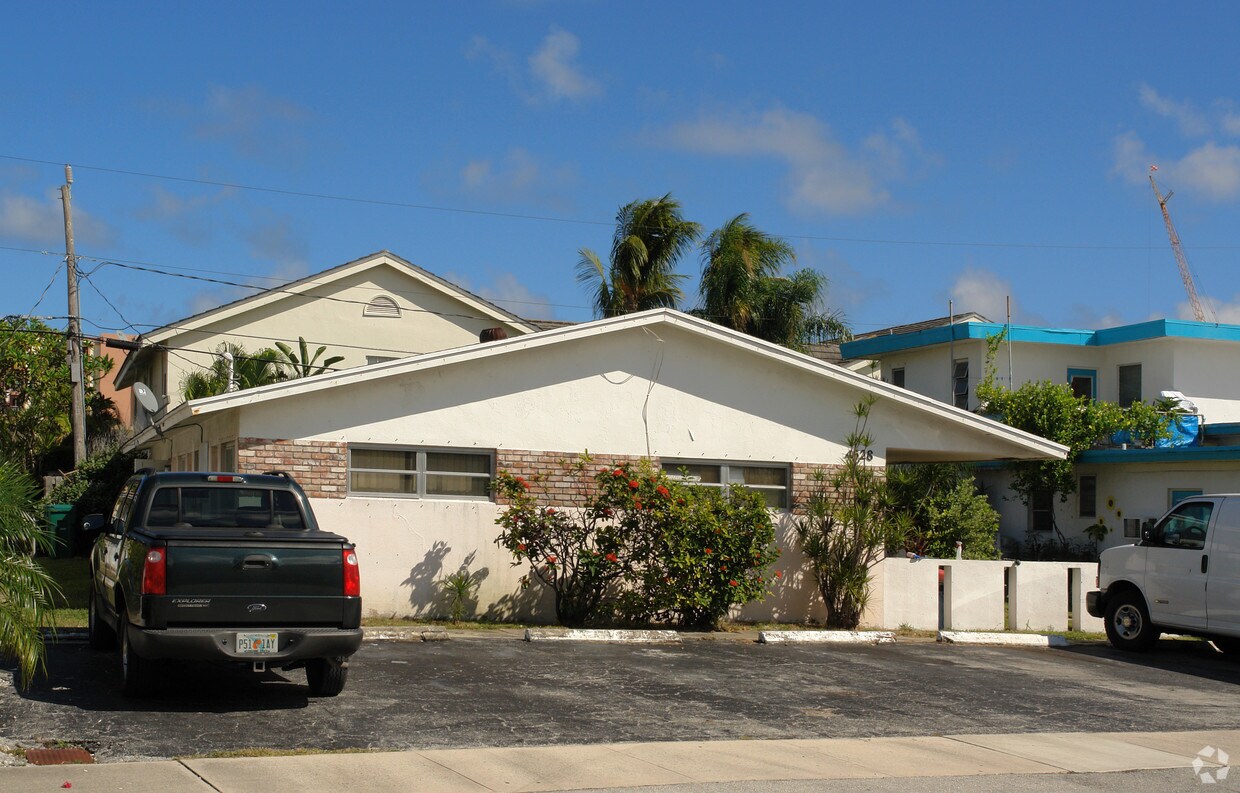 Foto del edificio - 4528 Poinciana St