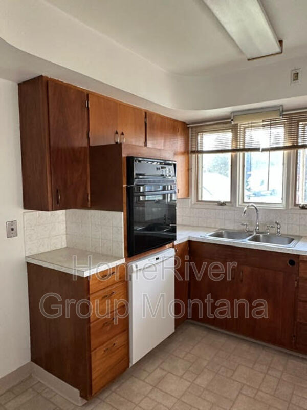 Foto del edificio - 2627 Sunset Ln