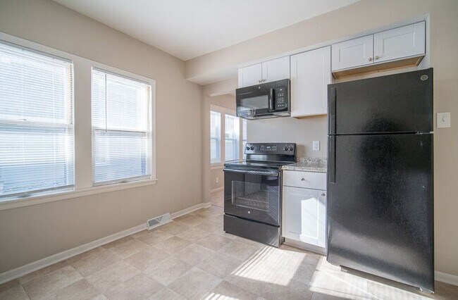 Foto del edificio - 1752 N 52nd St