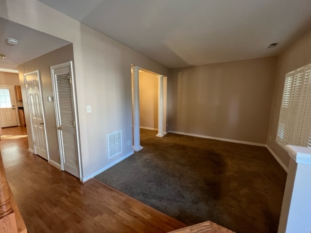 Building Photo - 6747 S Grand Brook Cir