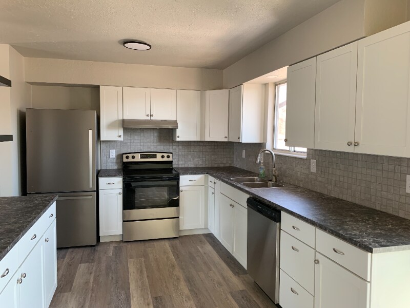 5522 S 3975 W, Roy, UT 84067 House Rental in Roy, UT