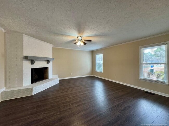 Building Photo - 7031 Calamar Dr