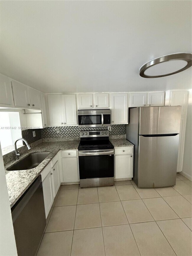 Foto del edificio - 625 SW 113th Way