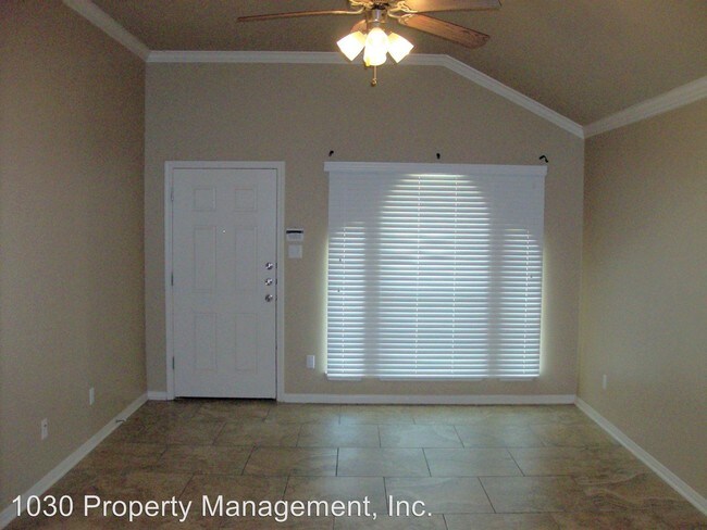 Building Photo - 3104 Lineage Loop