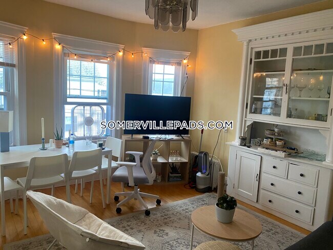 Foto del edificio - 117 Hillsdale Rd