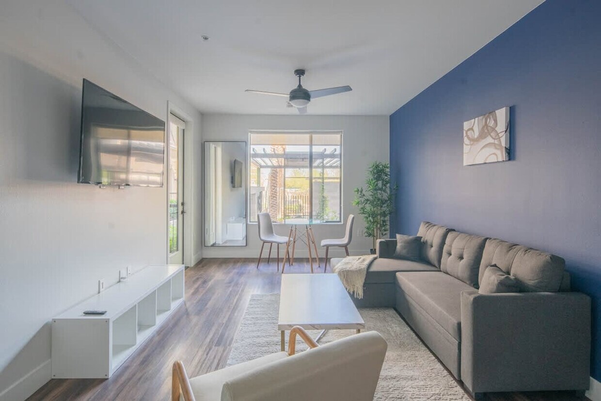 Foto principal - 701 W Rio Salado Pkwy