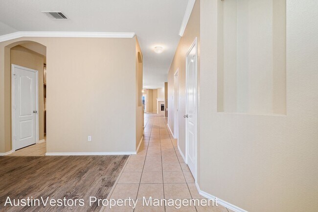 Building Photo - 4 br, 2 bath House - 612 Timothy John Dr