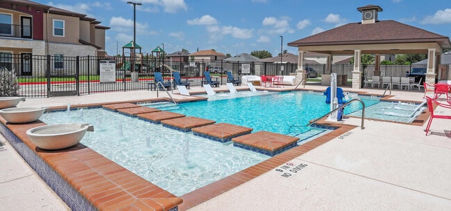 Piscina - Avanti Valley View
