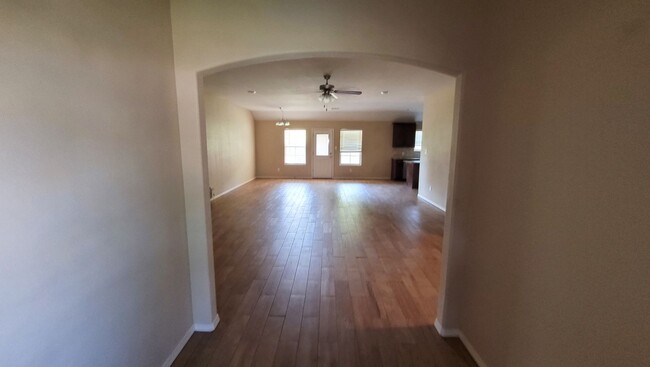 Foto del edificio - Beautiful 3 Bedroom Home in Southfield Hei...