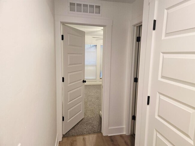 Foto del edificio - 17705 Horne Ln