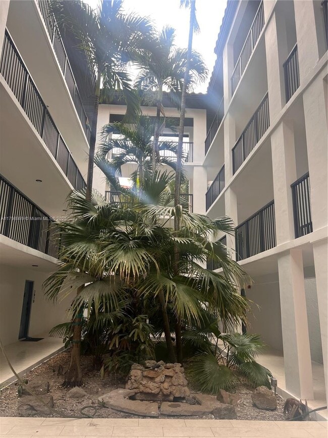 Building Photo - 55 Ocean Ln Dr