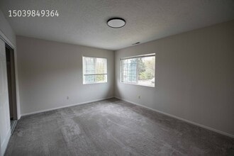 Building Photo - 401 S Main St