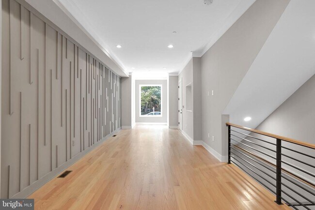 Foto del edificio - 1329 Irving St NW