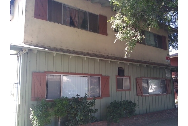 Building Photo - 6645 Orange Ave
