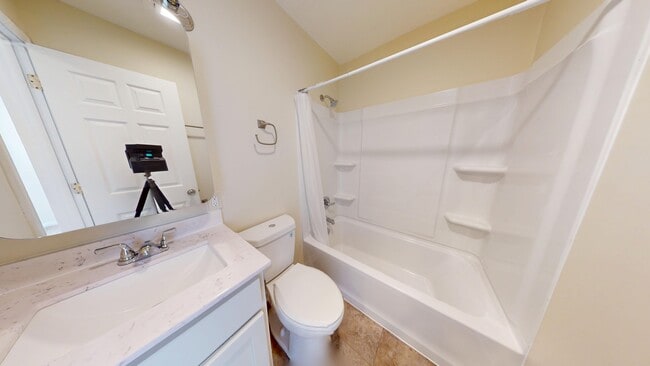 Building Photo - 1322 Luzzo Ct