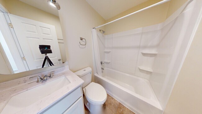 Foto del edificio - 1322 Luzzo Ct