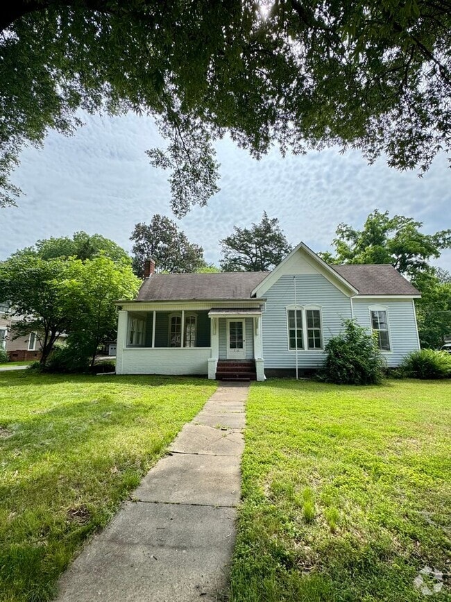Building Photo - 216 S McCombs St