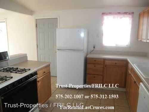 Foto del edificio - 1104 Stull Dr