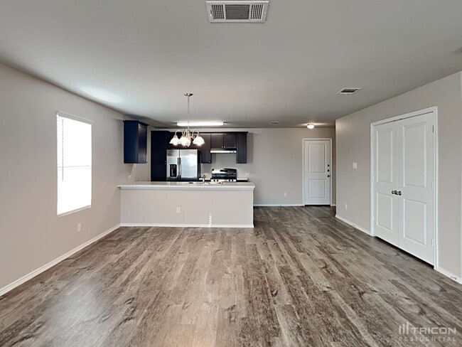 Building Photo - 9802 Marbach Brk