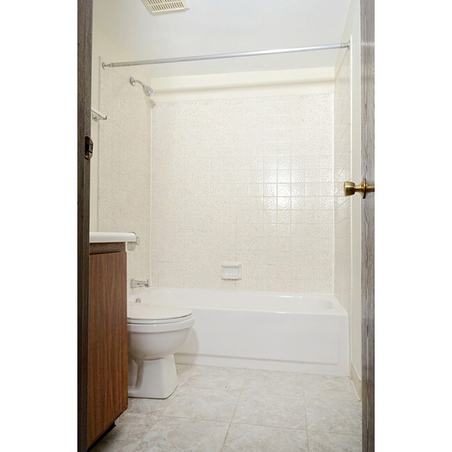 Building Photo - Nice 1 bedroom in great location