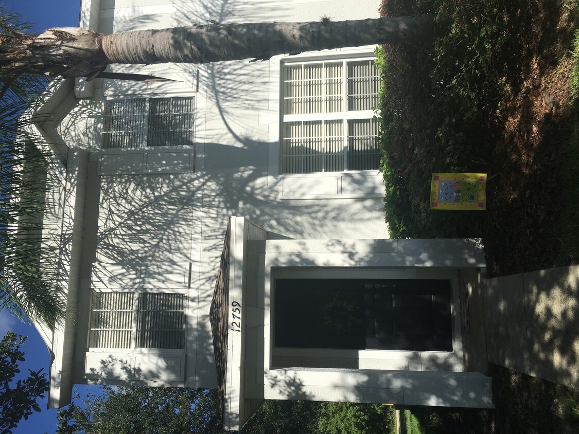 Primary Photo - 12759 Sunland Ct