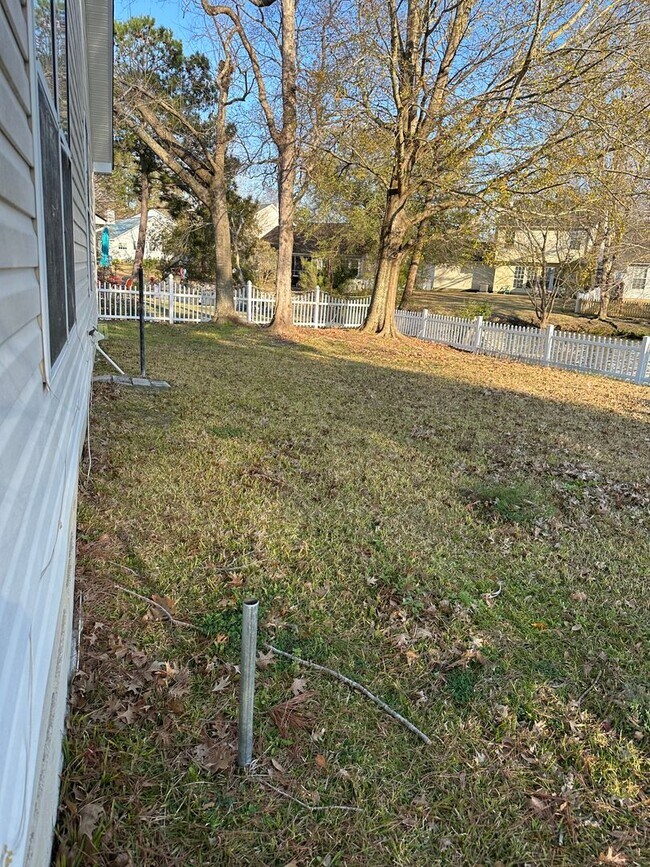 Building Photo - 3 x 2 with garage and pond view