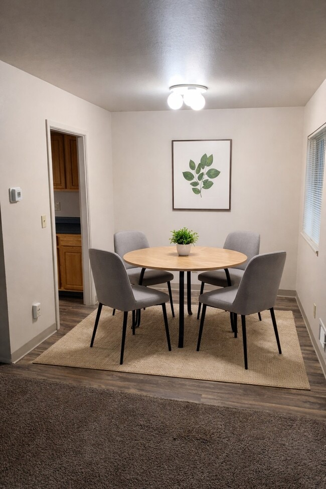 Building Photo - Pheasant Ridge Apartments