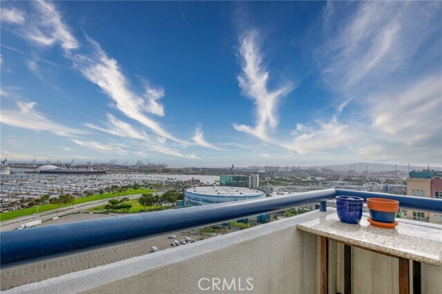 Foto del edificio - 525 E Seaside Way