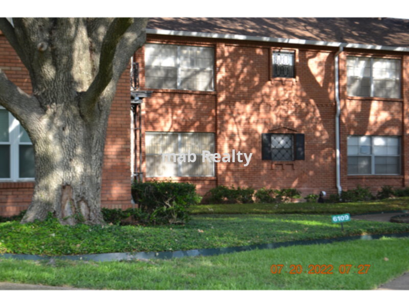 Primary Photo - Electric, water, gas included in rent